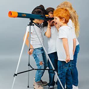 Teleskop na pozorovanie hviezd pre deti